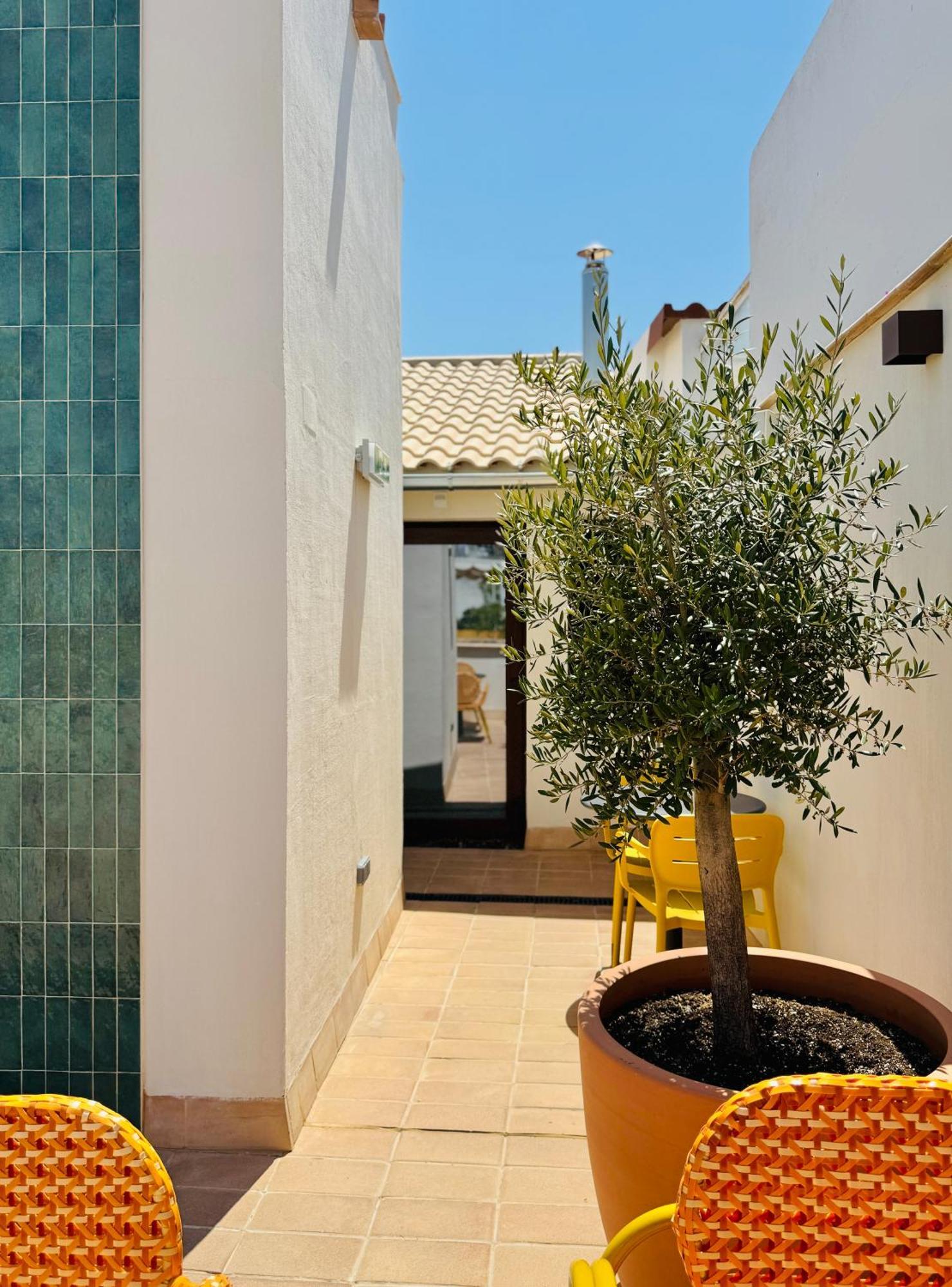 Lirium Casa Patio Guest house